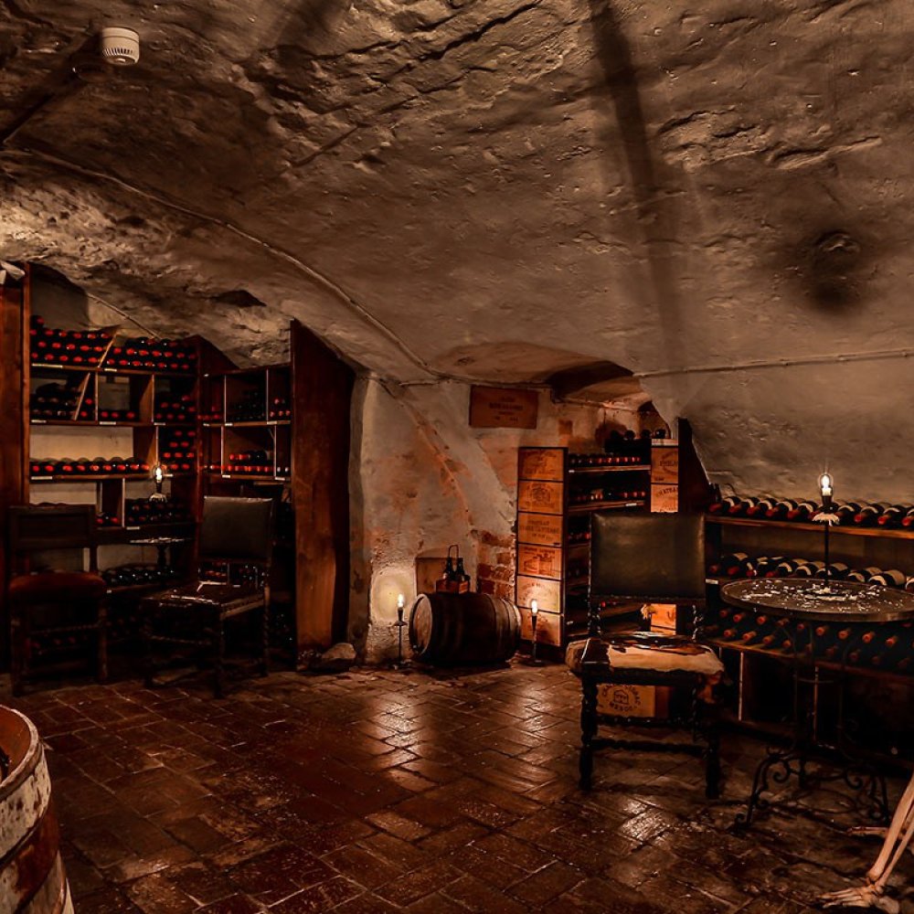 The wine cellar from 1384