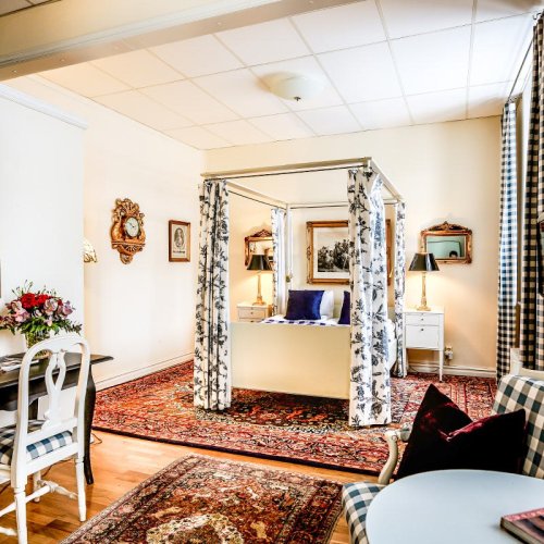 Castle Wing Suite