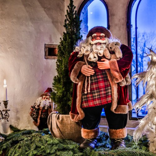 Santa Claus has come to visit