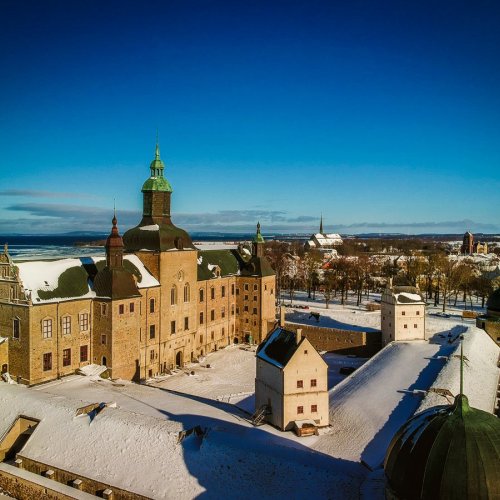 A city in snow, hopefully :)