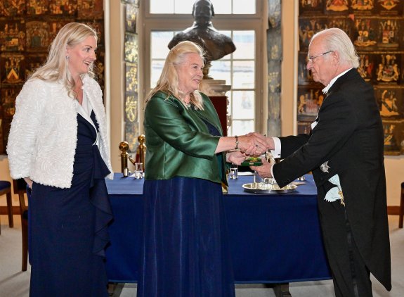 Matilda Milton Carina Milton och Hans Majestat Konungen Carl XVI Gustaf 1